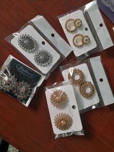 5 Pairs Of New Earrings For Sale