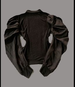🕸️turtleneck ruffled Top🕸️