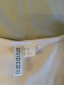H&amp;M Twist-Front Top