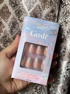 PRESS ON NAILS 💕💫