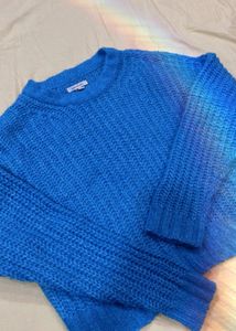 Beautiful Woollen Sweater 💙