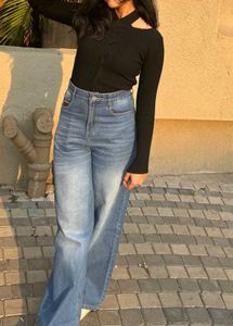 Cider Black Cut-out Top