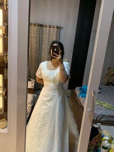 Gorgeous White Lace Gown🎀🦋