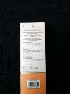 Mamaearth Glow Serum Foundation