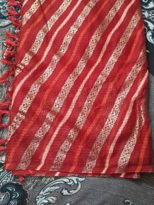 Like New Cotton  Blend  Saree With  Blouse Piece