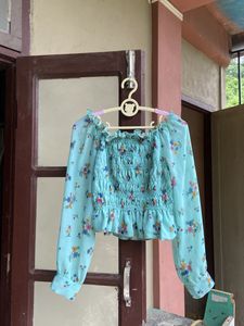Women’s flowery top