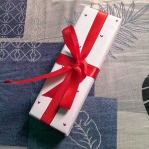 Plum BodyLovin&#39; Eau de Parfum- Feeling So Rose