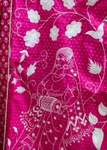Women Embroidered Kurta
