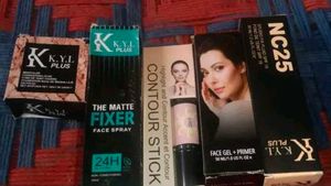 HD High Coverage Waterproof Makeupkit Pack Of 14