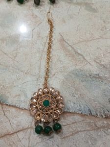 Use Only One Time Beautiful Necklace Set With Earrings And Maang Teeka