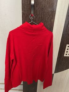 WOOLEN WEAR TOP FOR WOMENS