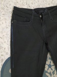 Levis Black Denim