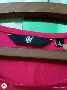 Fig crew neck magenta / rani pink top cutout
