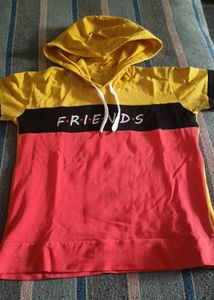 S-m  Size Crop T-shirt With Great Colour Combinati