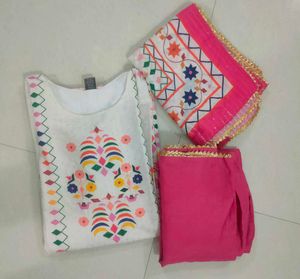 Elegant Printed Kurta Set