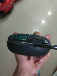 small camouflage speaker (not working)