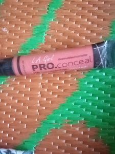 PRO conceal HD Concealer