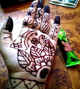 Neha Herbal Instant Dark Red Henna Mehendi Tube.