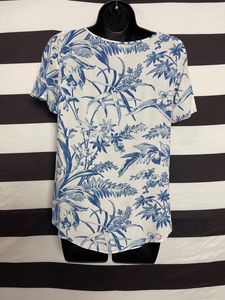 H&amp;M Floral Print Top