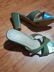 Stylish Green Sandals