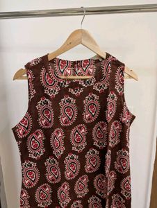 Paisley Print Sleeveless Dress