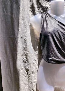 FULL SHIMMERY TOP