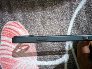 I Phone 13 Transperant Mobile Cover