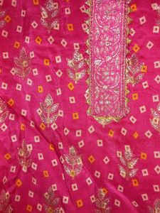 A Pink Silk Bandhni Suit, Neck Dp -6, 1/3 Sleeves, Circle Plazo, With Dupata