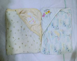 Baby Hooded Towels (2)
