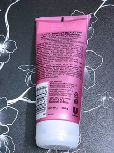 Ponds Face Wash 200gm