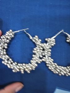 Earings