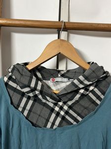Madame Winters Check T Shirt With Hood