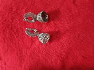 Pearl Drop Earrings