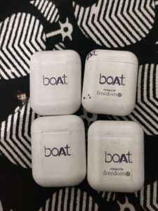 Boat Blue Tooth Ear Buds Set Of 4