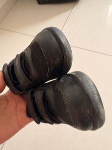 Puma Kids&#39; Black Sneakers