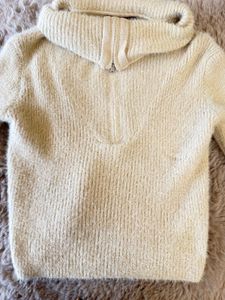 ZARA brand Cozy Knit Sweater With Zipper🌨️