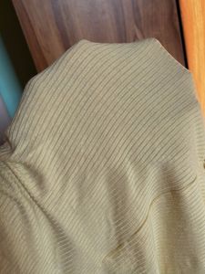 Cute Yellow Button-Up Top