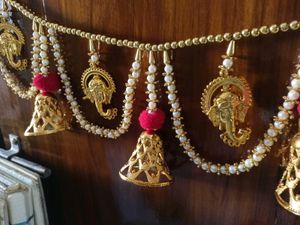 New  Door Thoran With Pearls