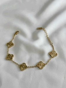 Clover Charm Bracelet