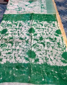 Combo -2 Sarees At 600/- Blue And Green.