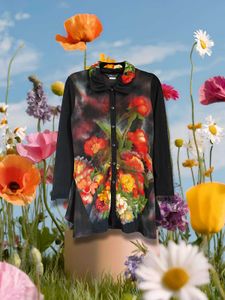 Beautiful Floral Vintage Net Top.
