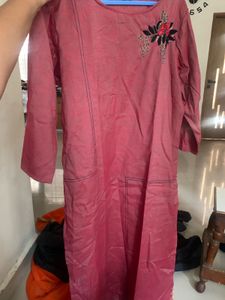 Elegant Embroidered Kurta