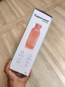 Tupperware Peach 1L Bottle