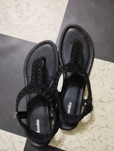 Beautiful Bata Flats