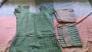 Churidar set