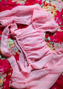 Babe pink puffy crop top 🫴🏼💗