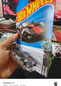 Hot Wheels Ferrari SF90 &amp; Ford GT