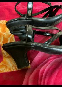 black heel