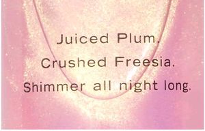 Victoria&#39;s Secret Pure Seduction shimmer mist