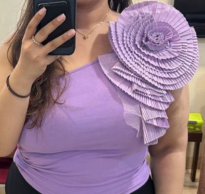 Plus Size One Shoulder Top - Not Worn - Waist Lent